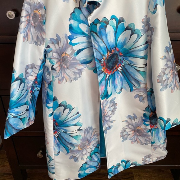 Boho Chic Jacket - Picture 2 of 8